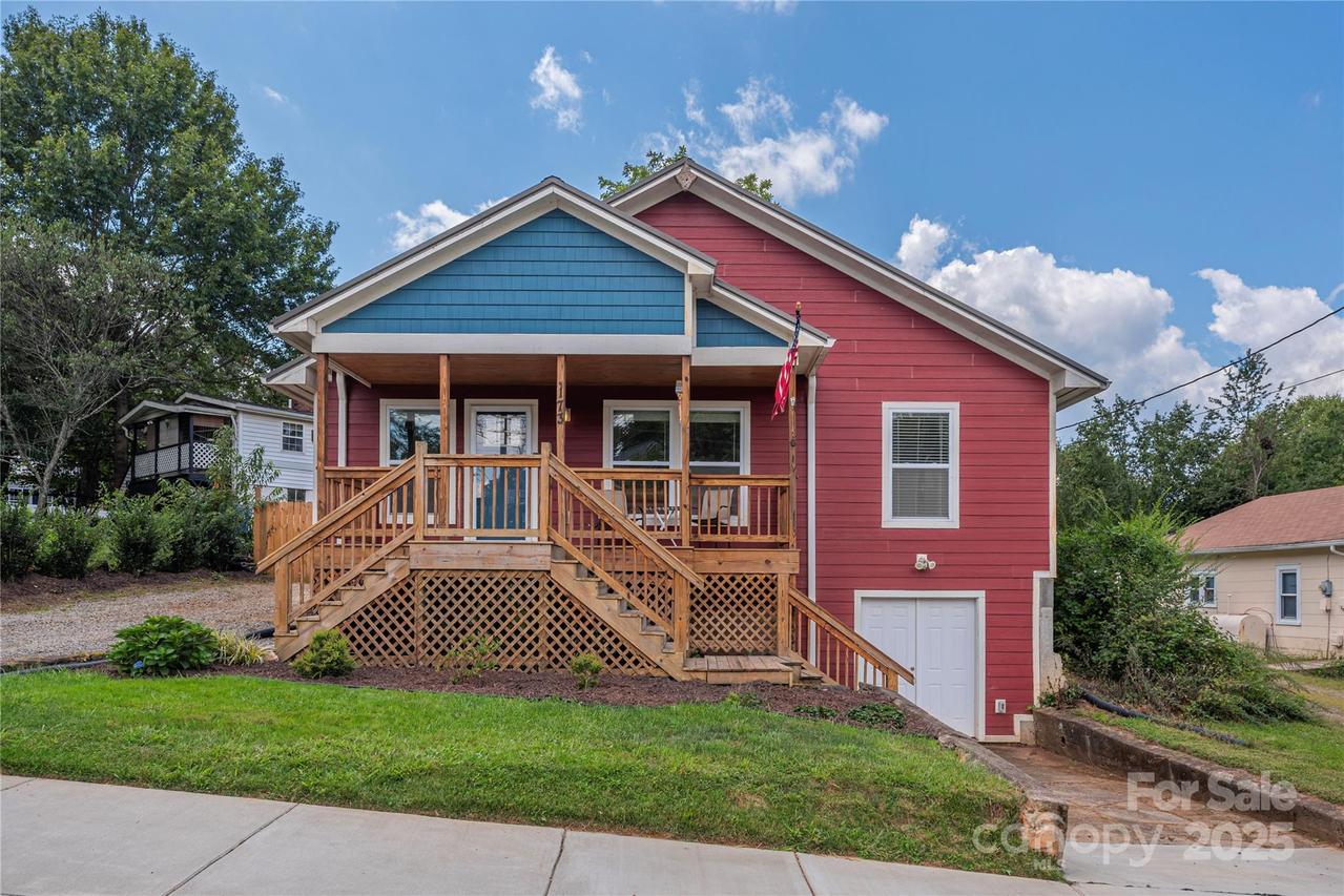 173 Onteora Blvd., Asheville, NC 28803