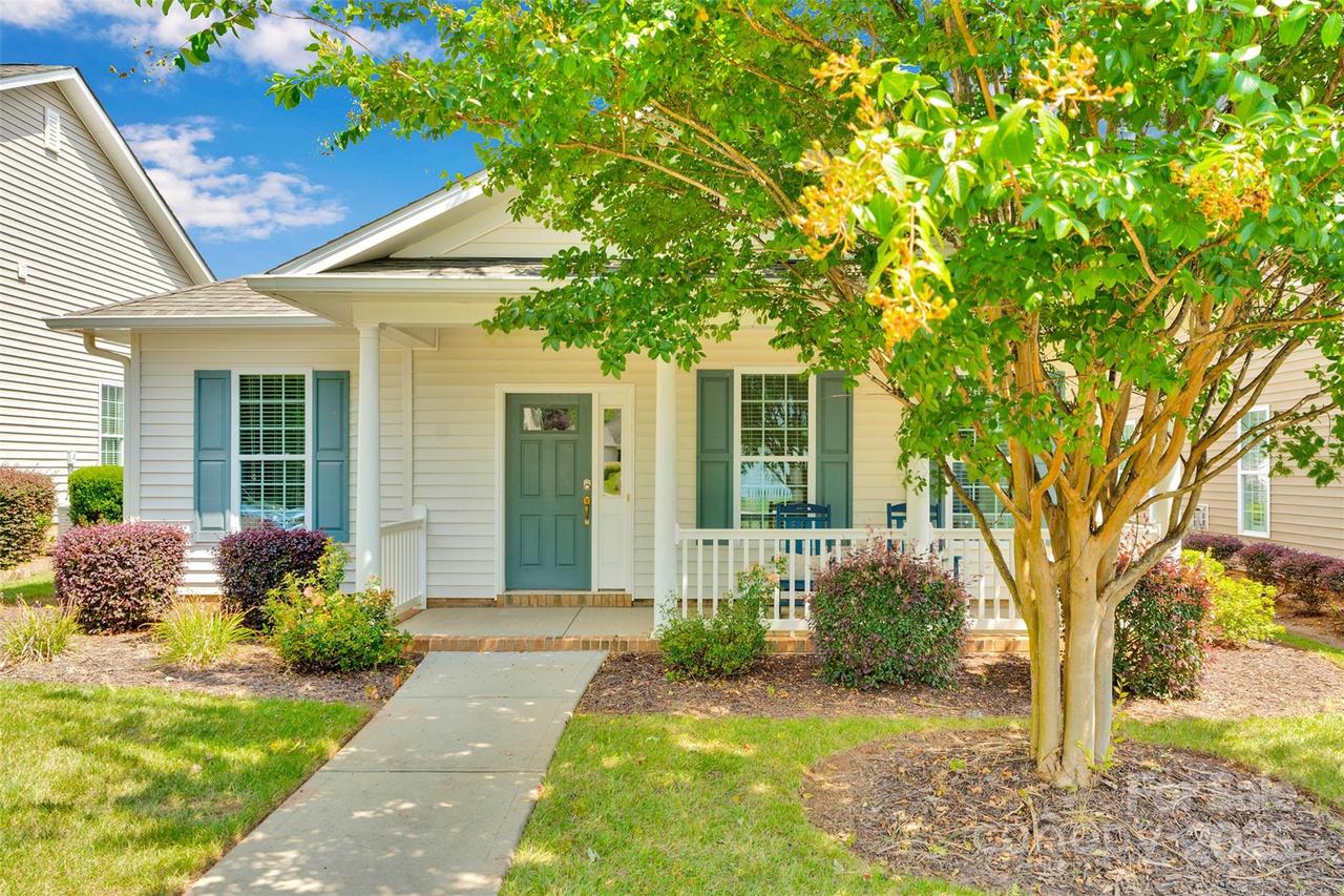 13415 Hazelbrook Ln., Cornelius, NC 28031