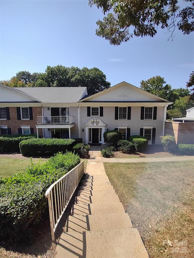 7223 Quail Meadow Ln., Charlotte, NC 28210