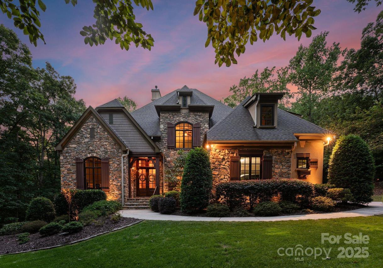 10150 Enclave Cir., Concord, NC 28027
