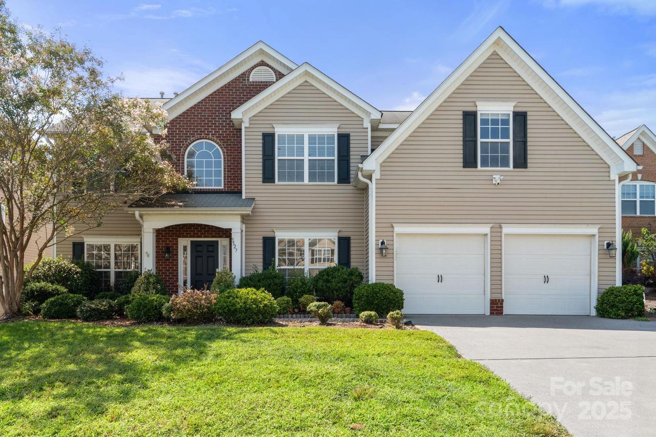 3527 Glenfield Ln., Clemmons, NC 27012