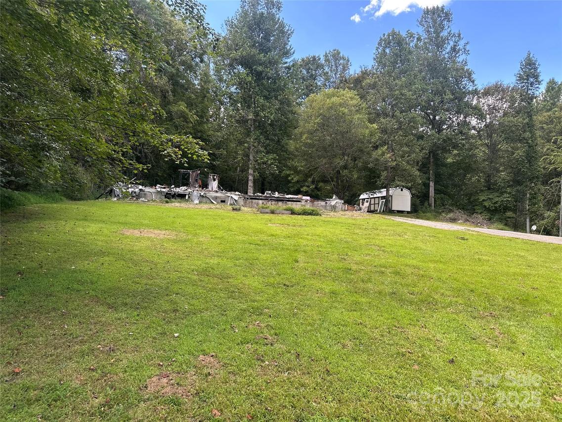 3484 Trivette Pl., Lenoir, NC 28645