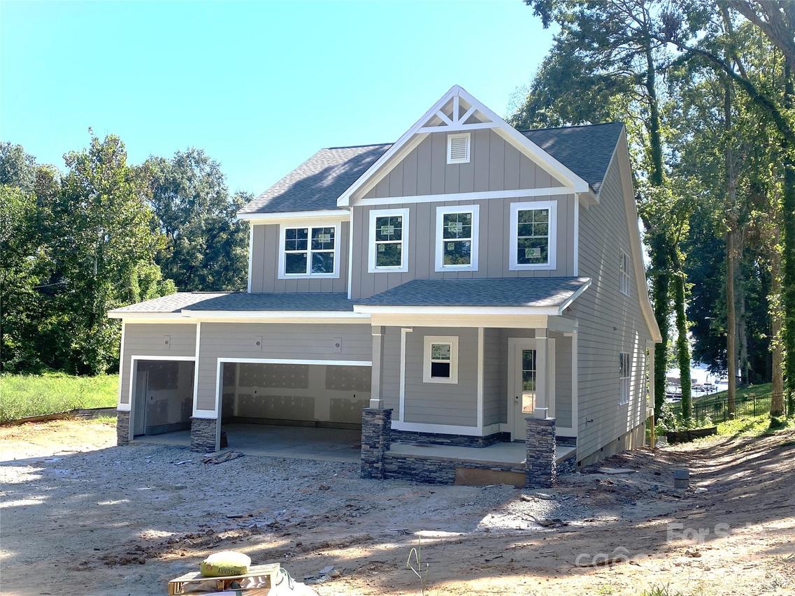105 Crystal Cir., Mooresville, NC 28117