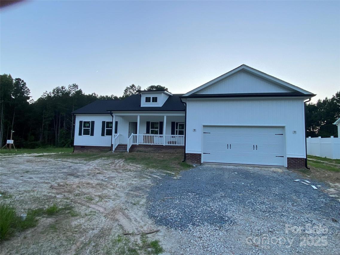 2047 Puetts Chapel Rd., Bessemer City, NC 28016