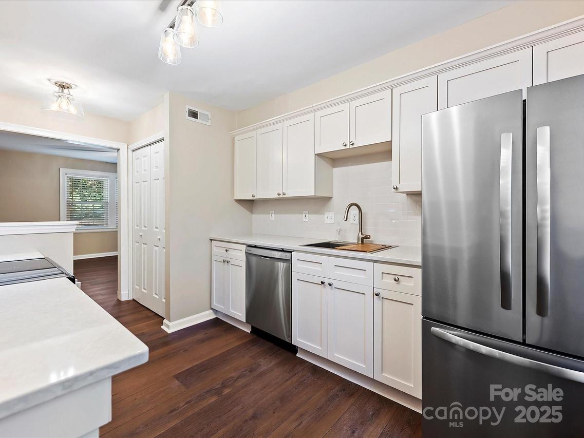 107 S Laurel Ave. #101A, Charlotte, NC 28207