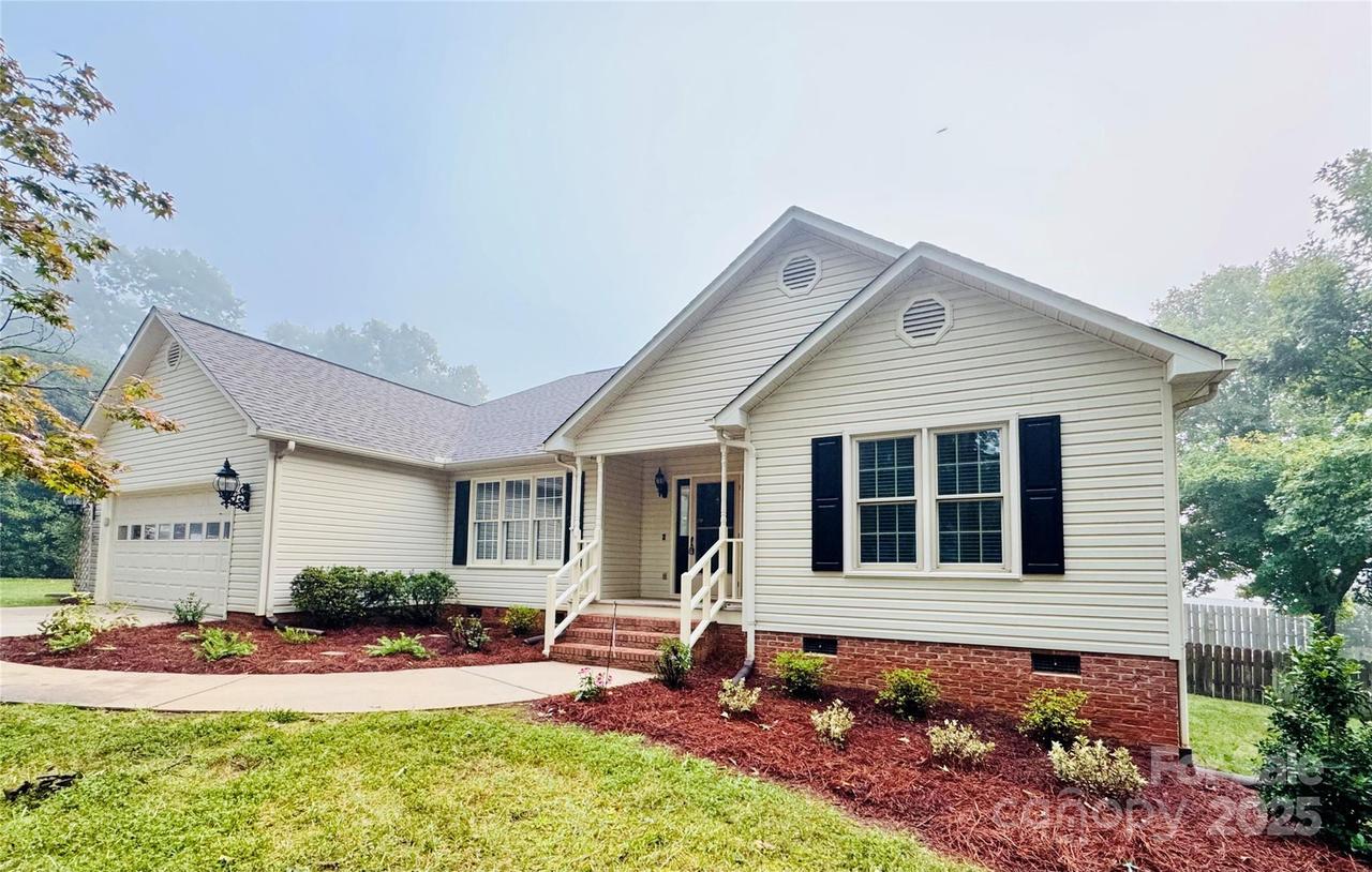 1706 Whitney Ln., Salisbury, NC 28146
