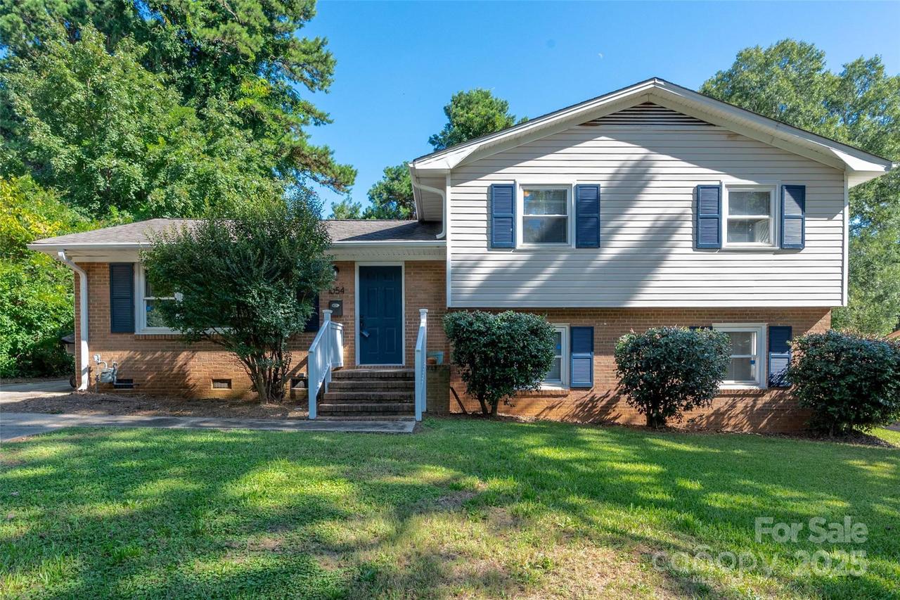 1054 White Plains Rd., Charlotte, NC 28213