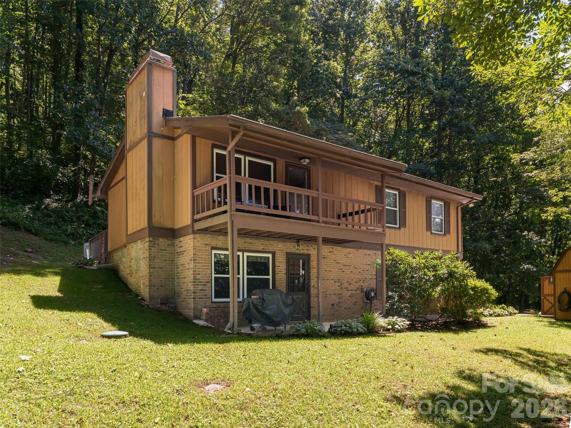 50 Tuckaway Dr., Asheville, NC 28803