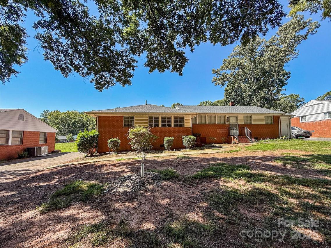 3109 Marlborough Rd., Charlotte, NC 28208