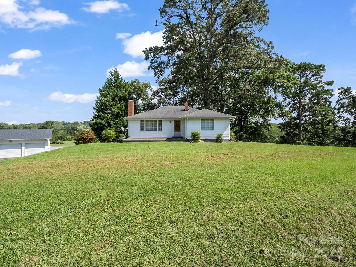 256 School Rd., Mill Spring, NC 28756