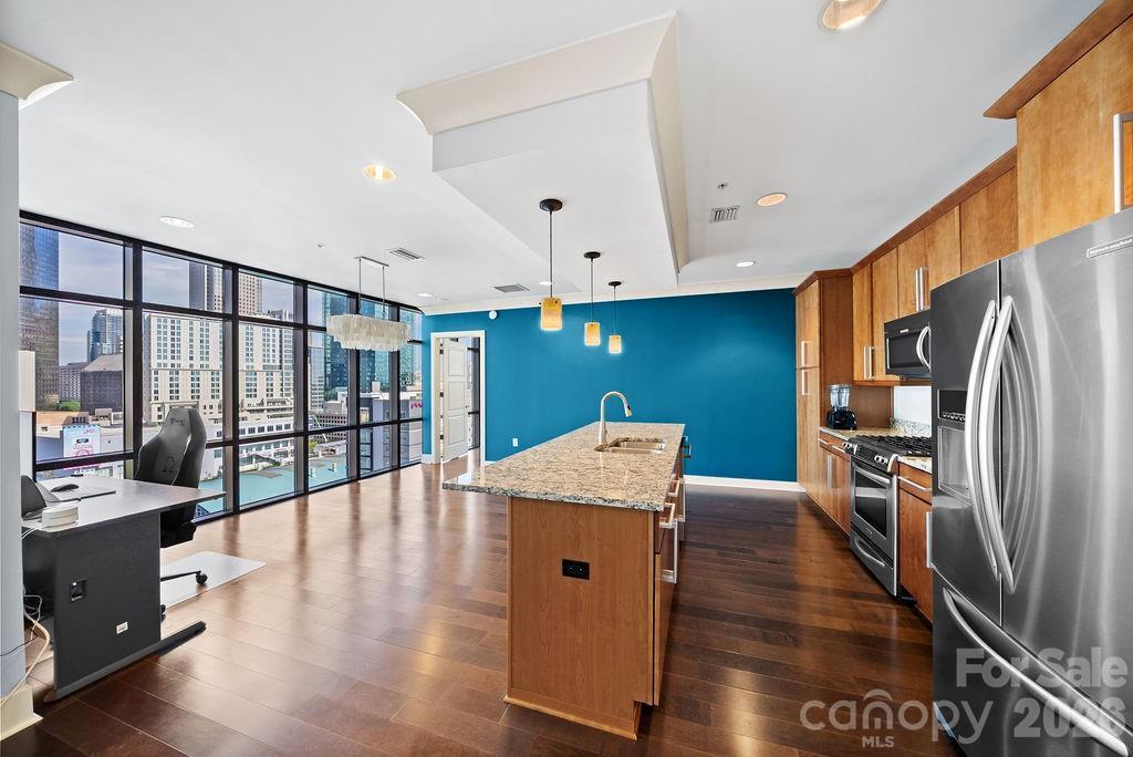 222 S Caldwell St. #1509, Charlotte, NC 28202
