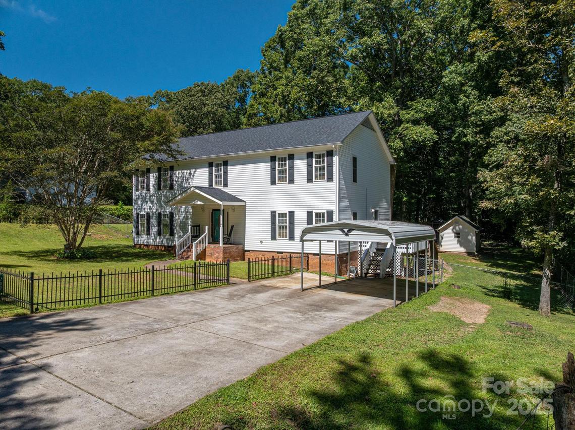 707 East Dr., Cherryville, NC 28021