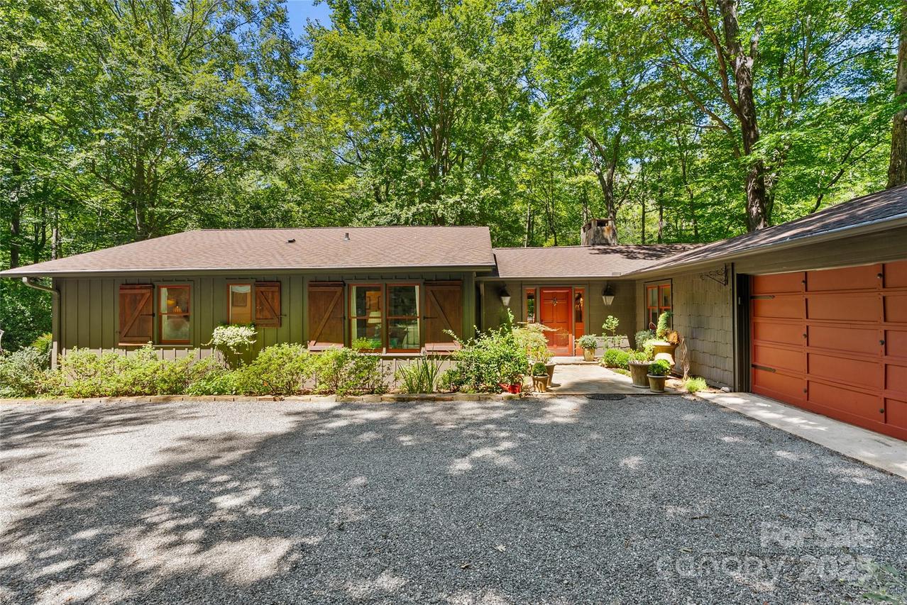 117 Tranquil Ln., Columbus, NC 28722