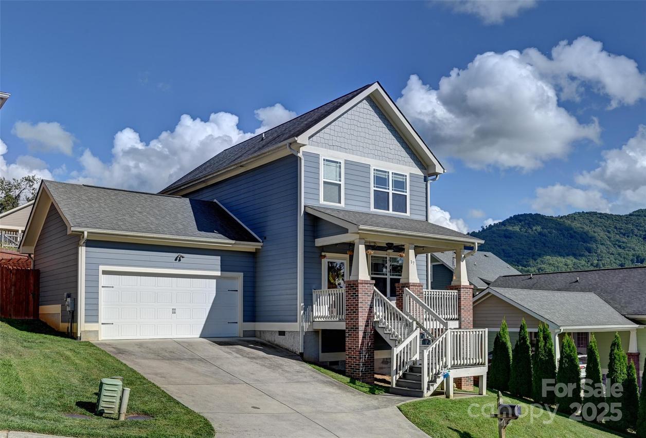 17 Teems Ln., Asheville, NC 28805