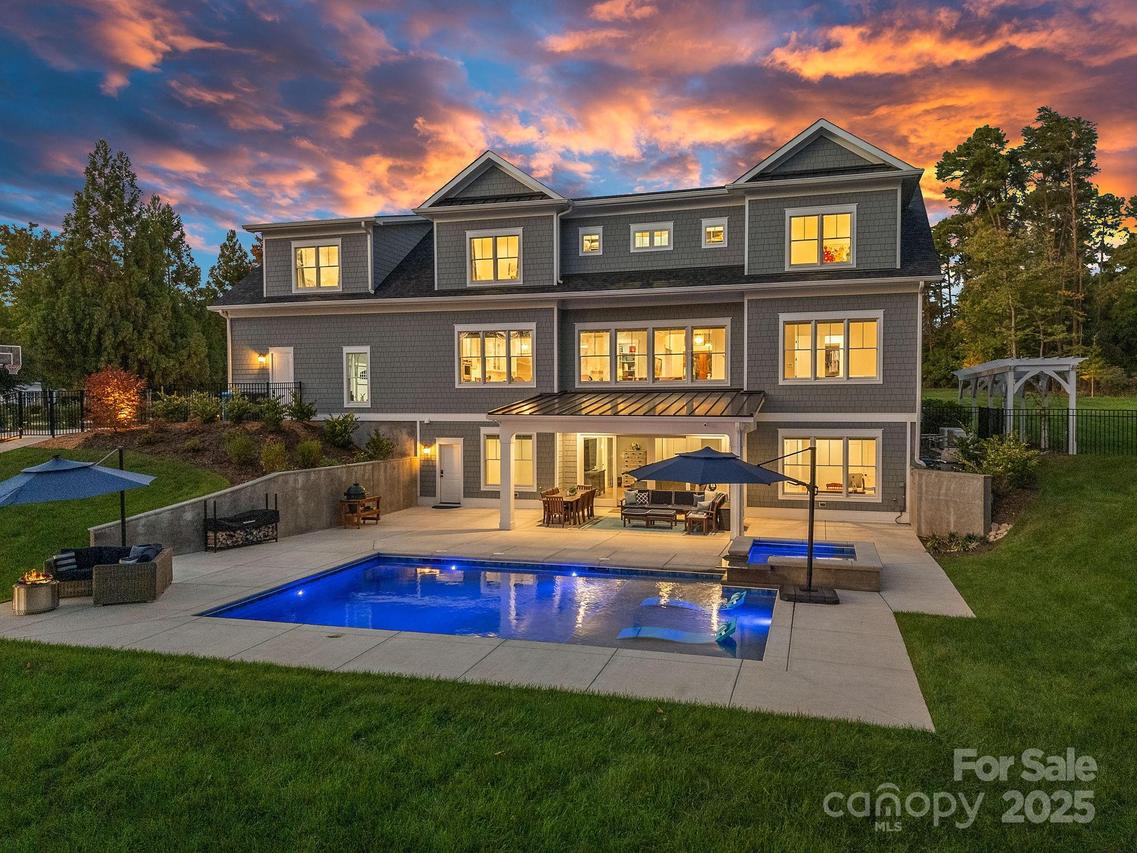 111 Kent Ct., Mooresville, NC 28117