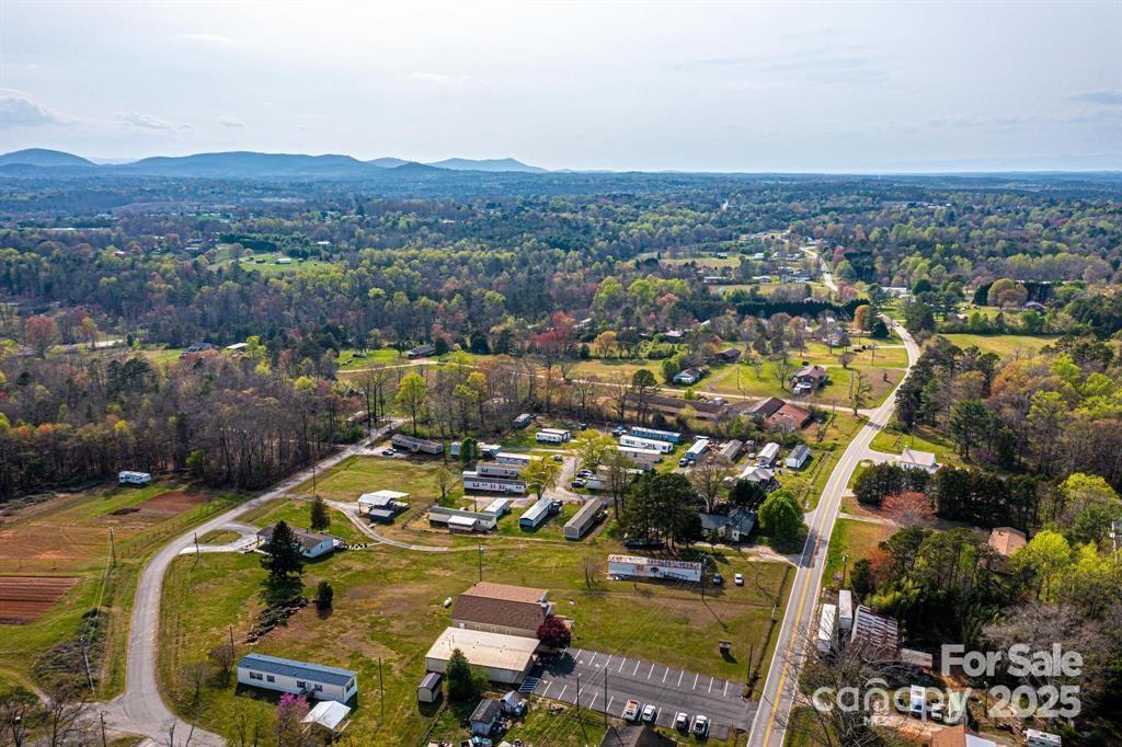 1521 Airport Rhodhiss Rd., Hickory, NC 28601