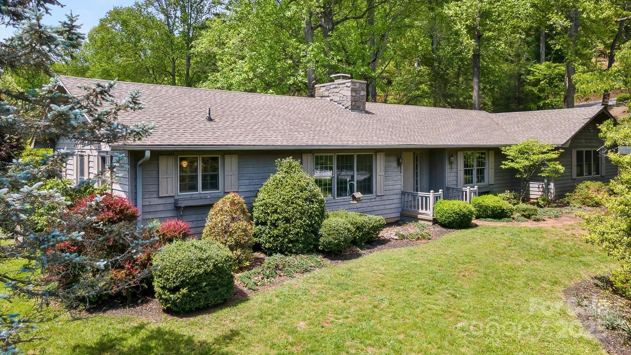 580 Country Club Dr., Franklin, NC 28734