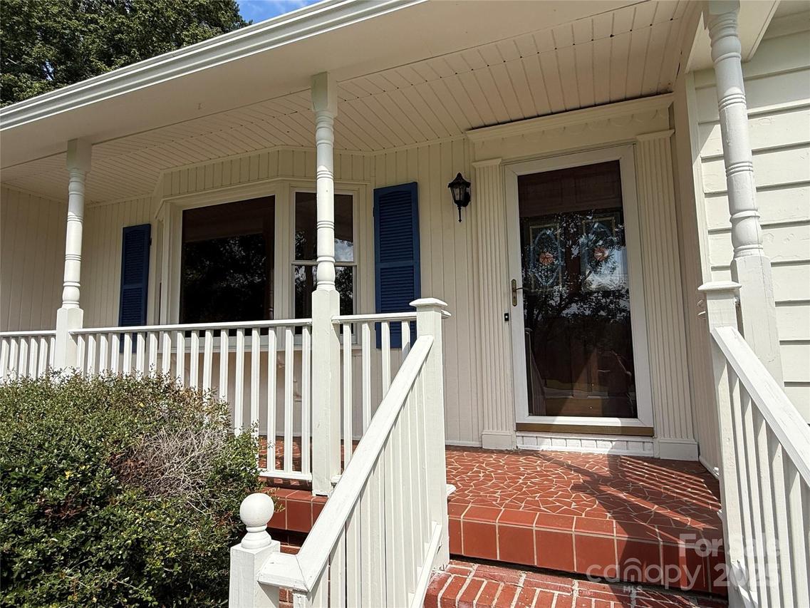 7645 Robinson Church Rd., Harrisburg, NC 28075