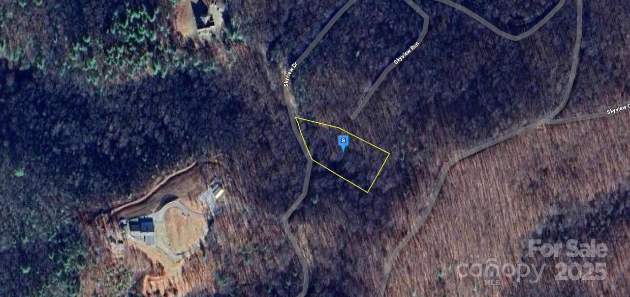 607 Skyview Dr., Hayesville, NC 28904