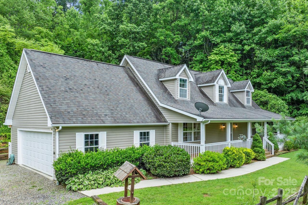 252 Beechwood Dr., Sylva, NC 28779