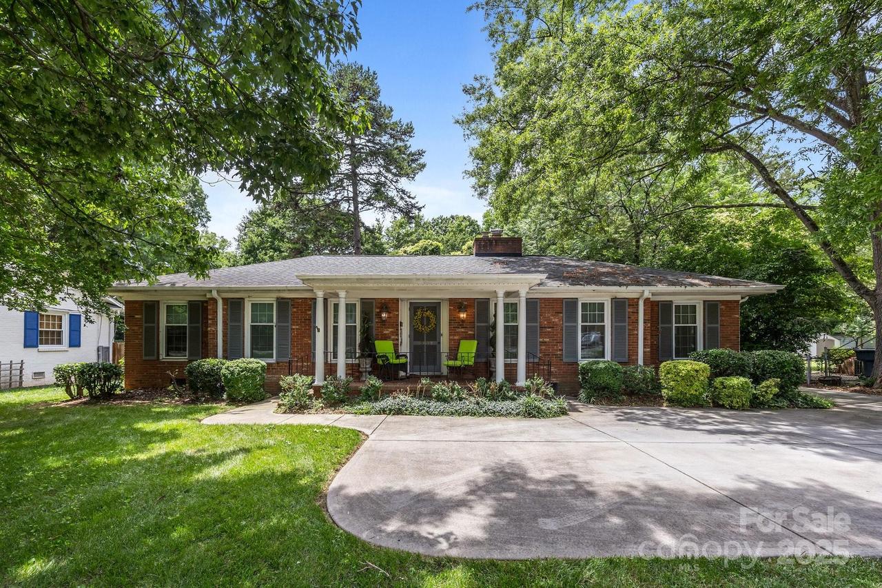 5640 Sharon Rd., Charlotte, NC 28210