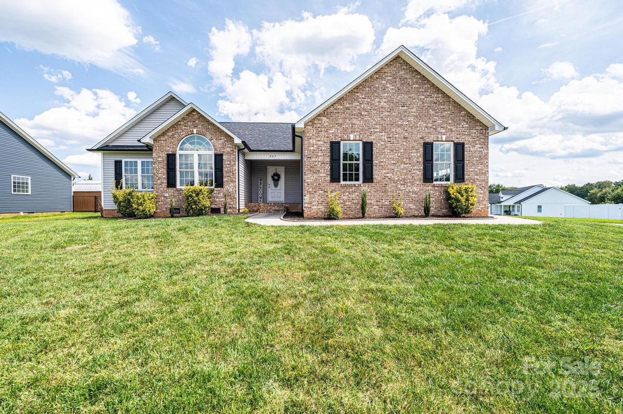 207 S 5th Ave., Maiden, NC 28650