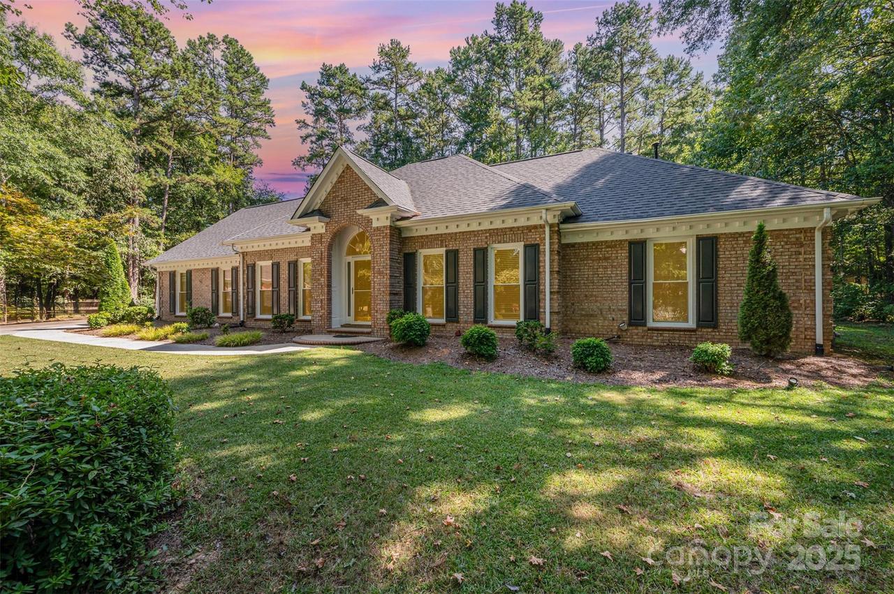 1509 Heather Ln., Monroe, NC 28110