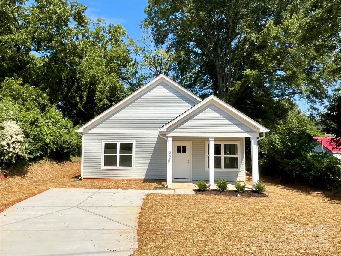 1126 W Airline Ave., Gastonia, NC 28052