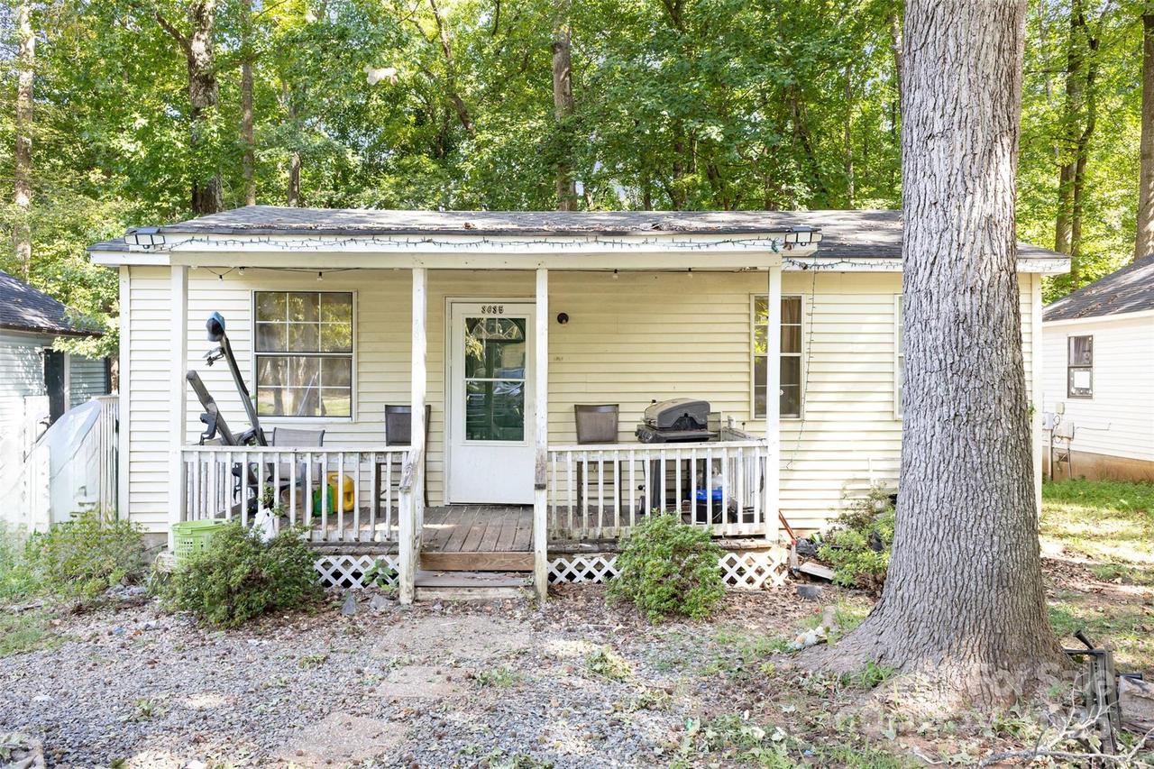 3635 Durham Ln., Charlotte, NC 28269