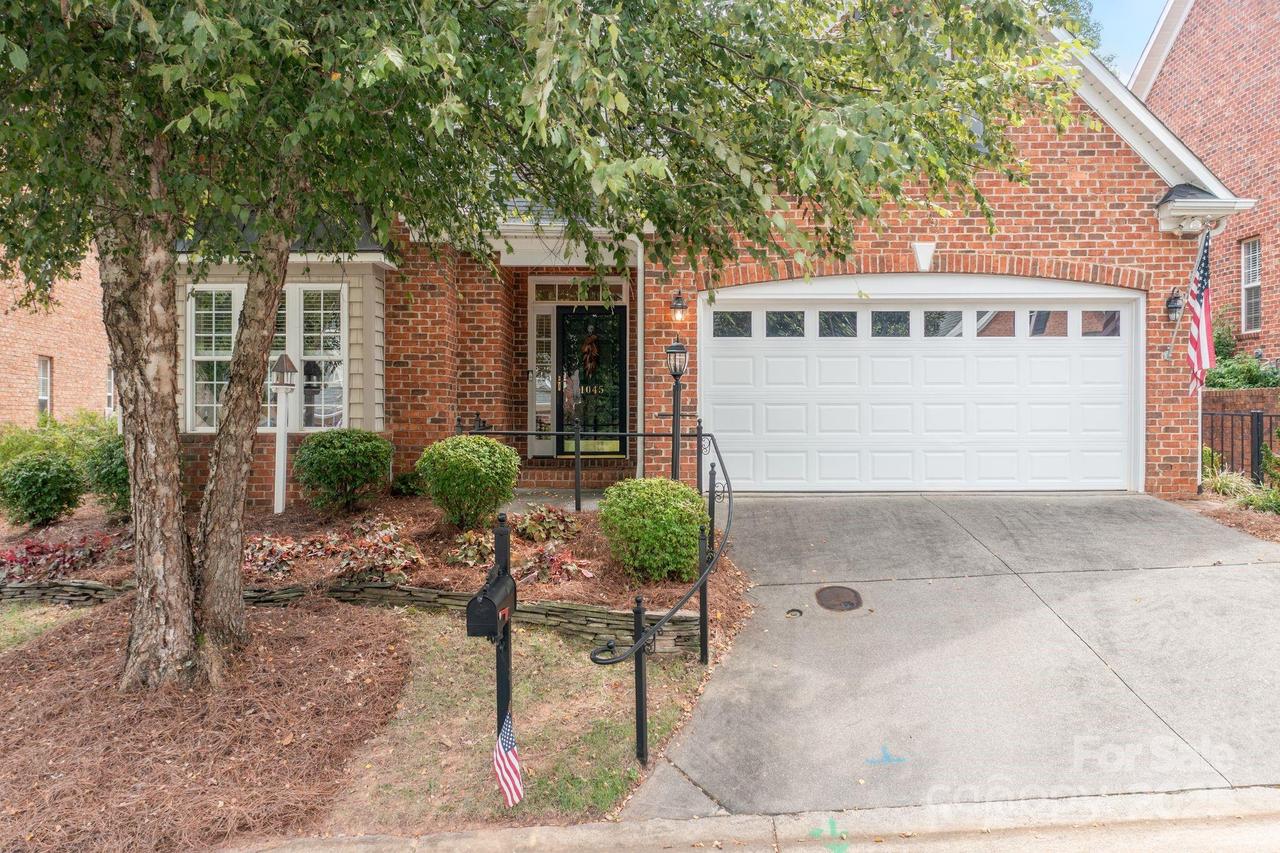1045 Kensford Dr., Lewisville, NC 27023