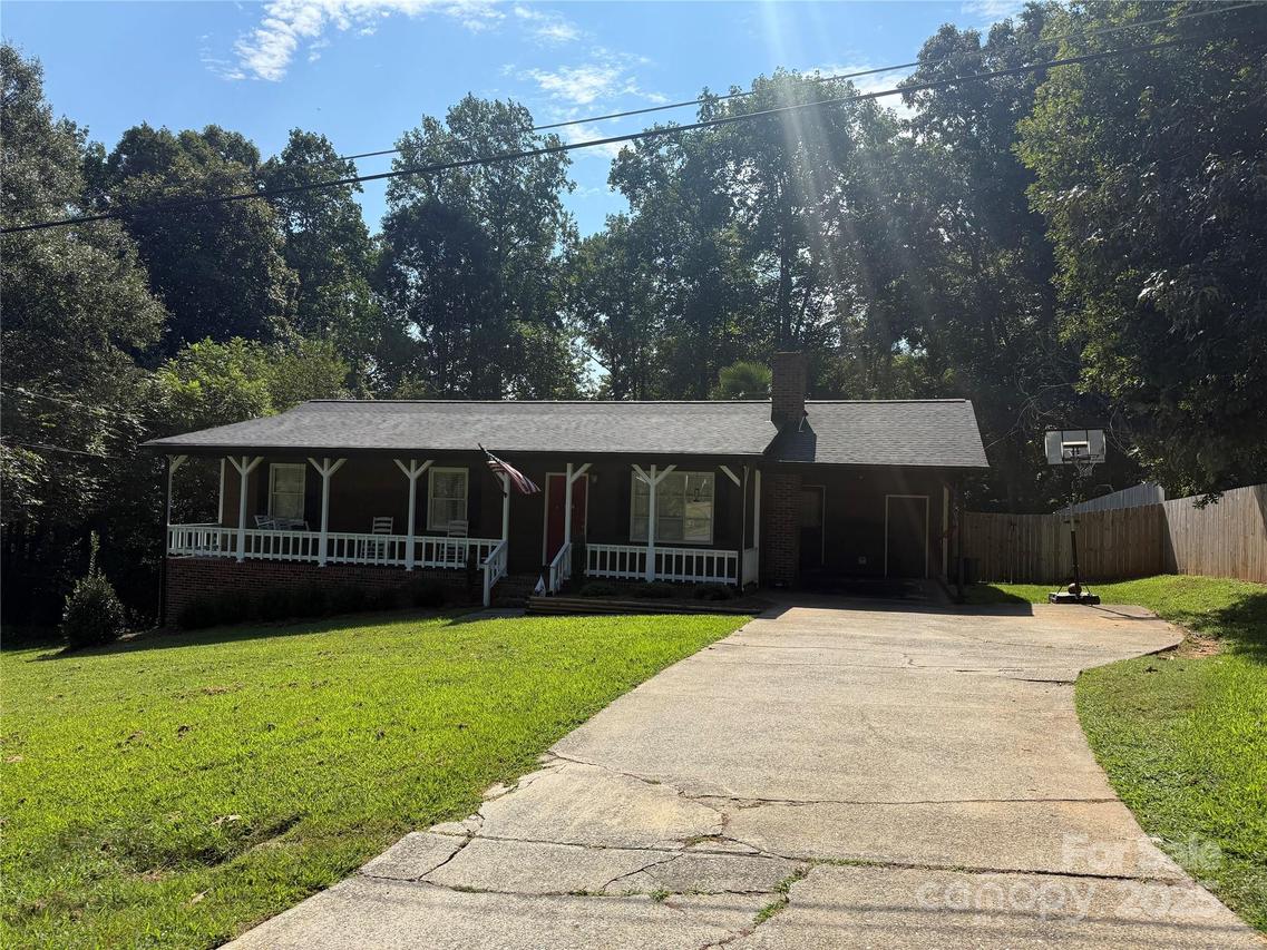 4636 Merrywood Ln., Gastonia, NC 28052
