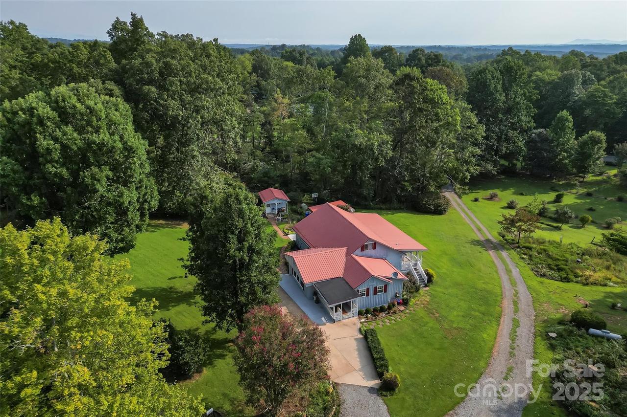 107 S Zebell St., Nebo, NC 28761