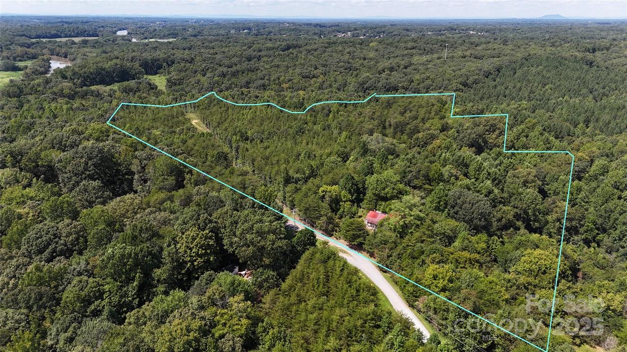 Pine River Tr., Clemmons, NC 27012