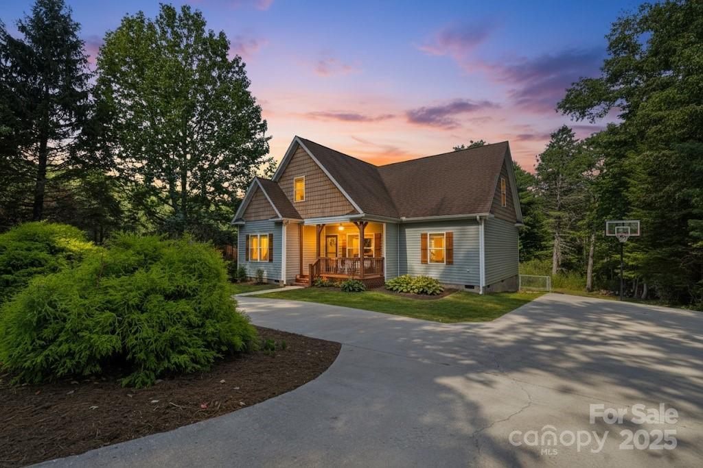 2089 Swiss Pine Lake Dr., Spruce Pine, NC 28777