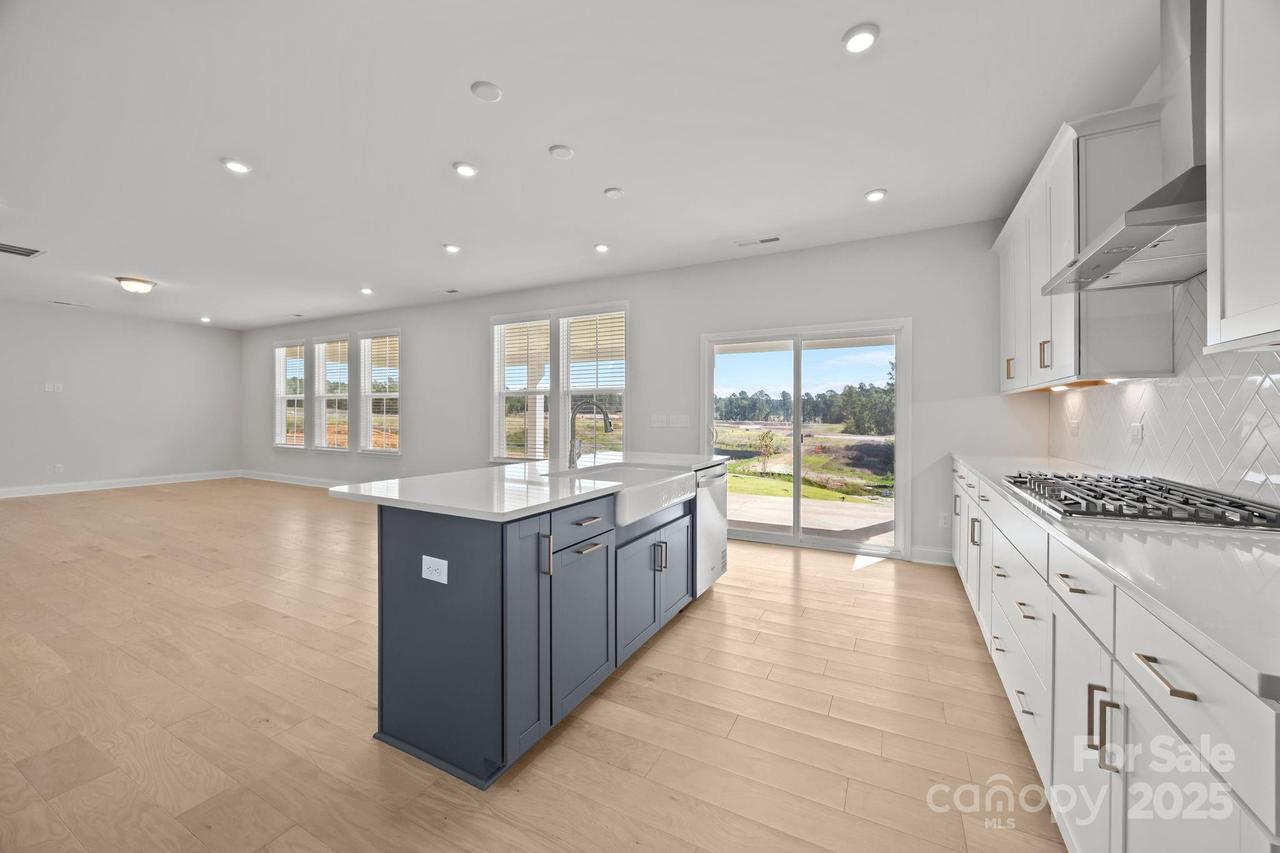 128 Canary Ln. #8, Mooresville, NC 28115