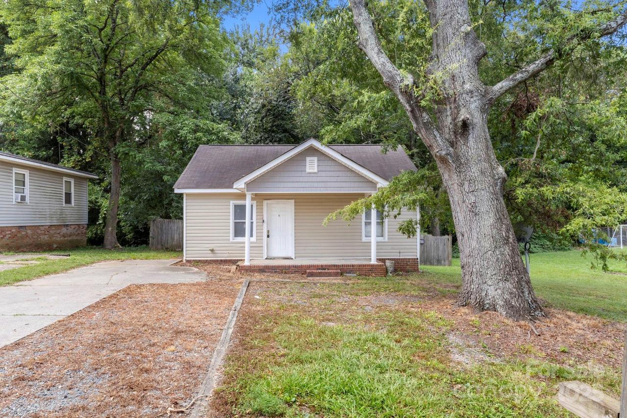 4034 Rutgers Ave., Charlotte, NC 28206