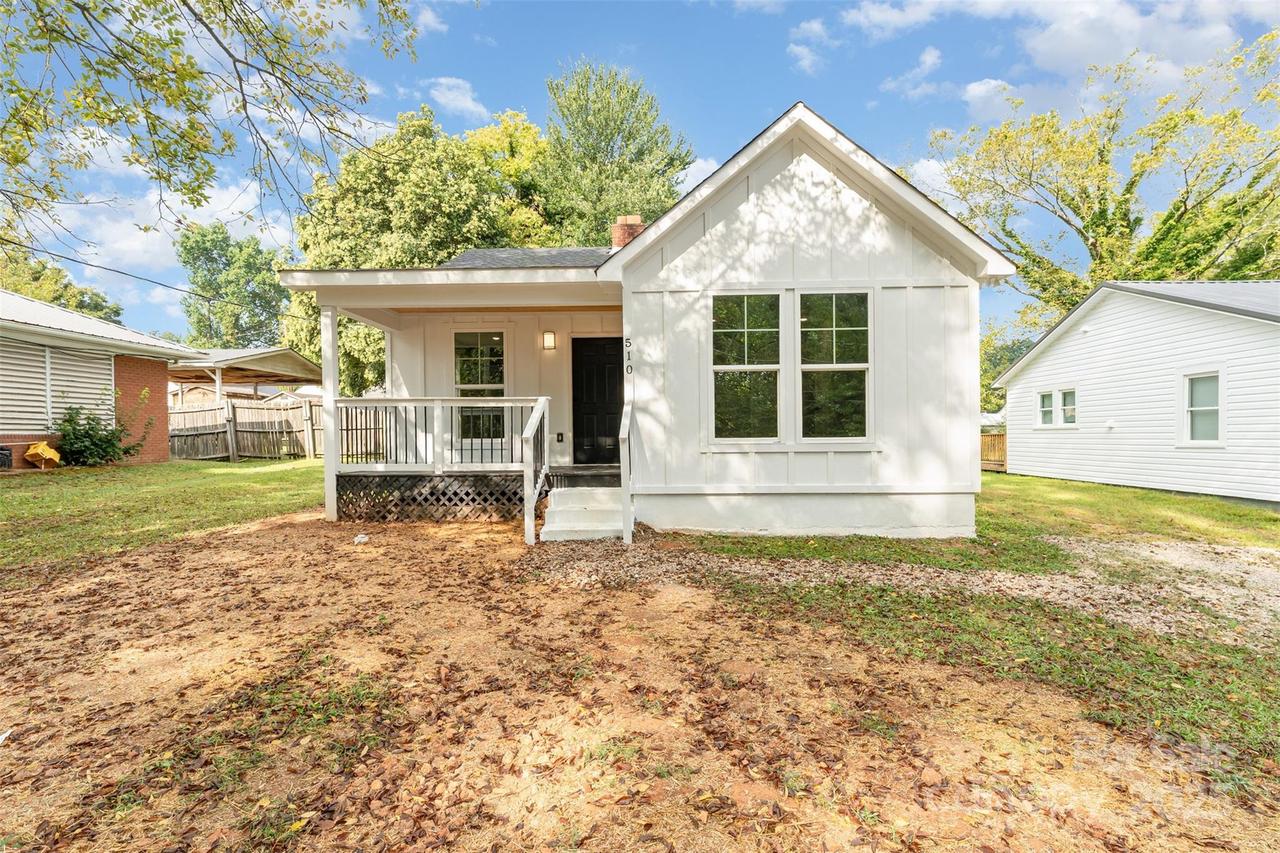 510 Peeler St., Lexington, NC 27292