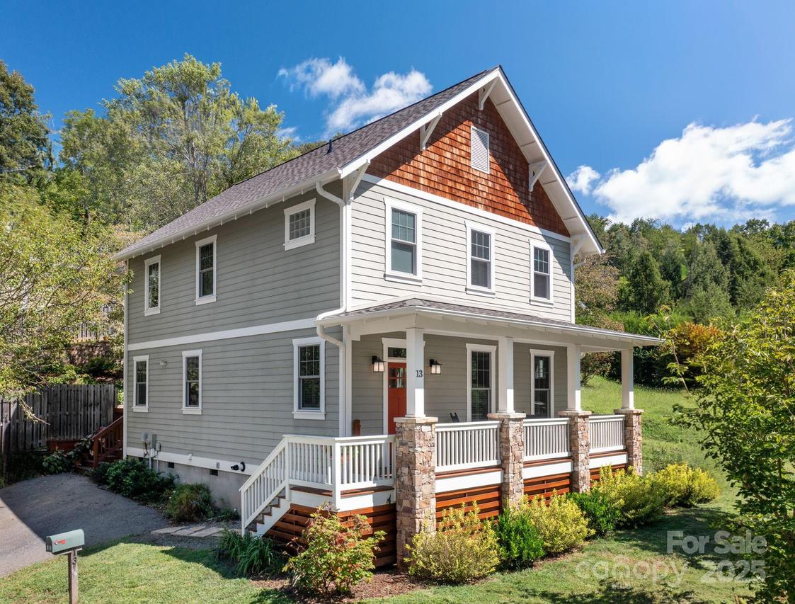 13 North St., Asheville, NC 28801