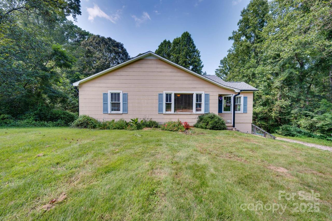 1849 Drexel Rd., Valdese, NC 28690