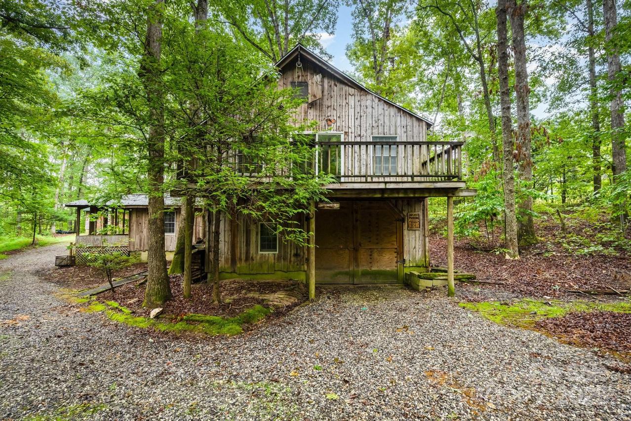 1422 Ring Tail Rd., Claremont, NC 28610