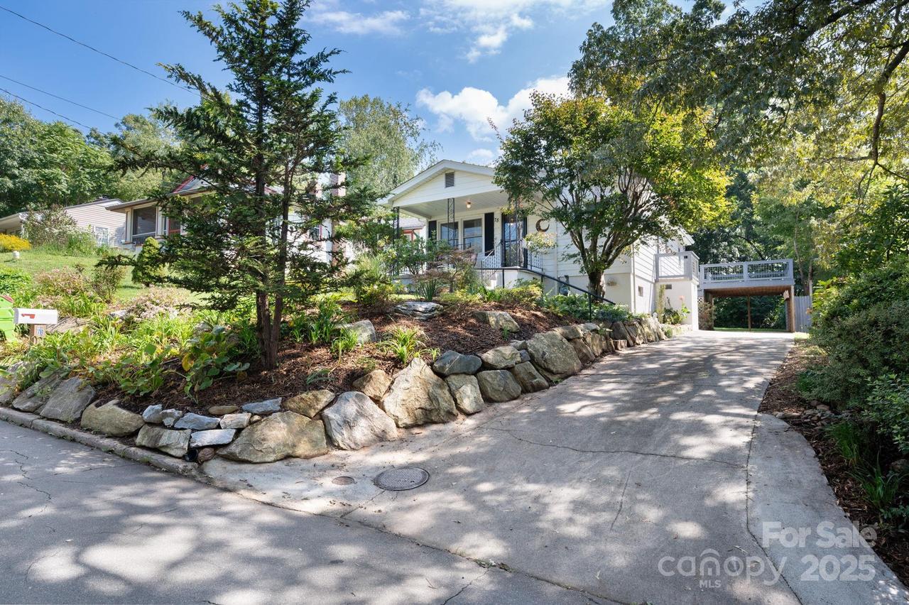 78 Middlemont Ave., Asheville, NC 28806