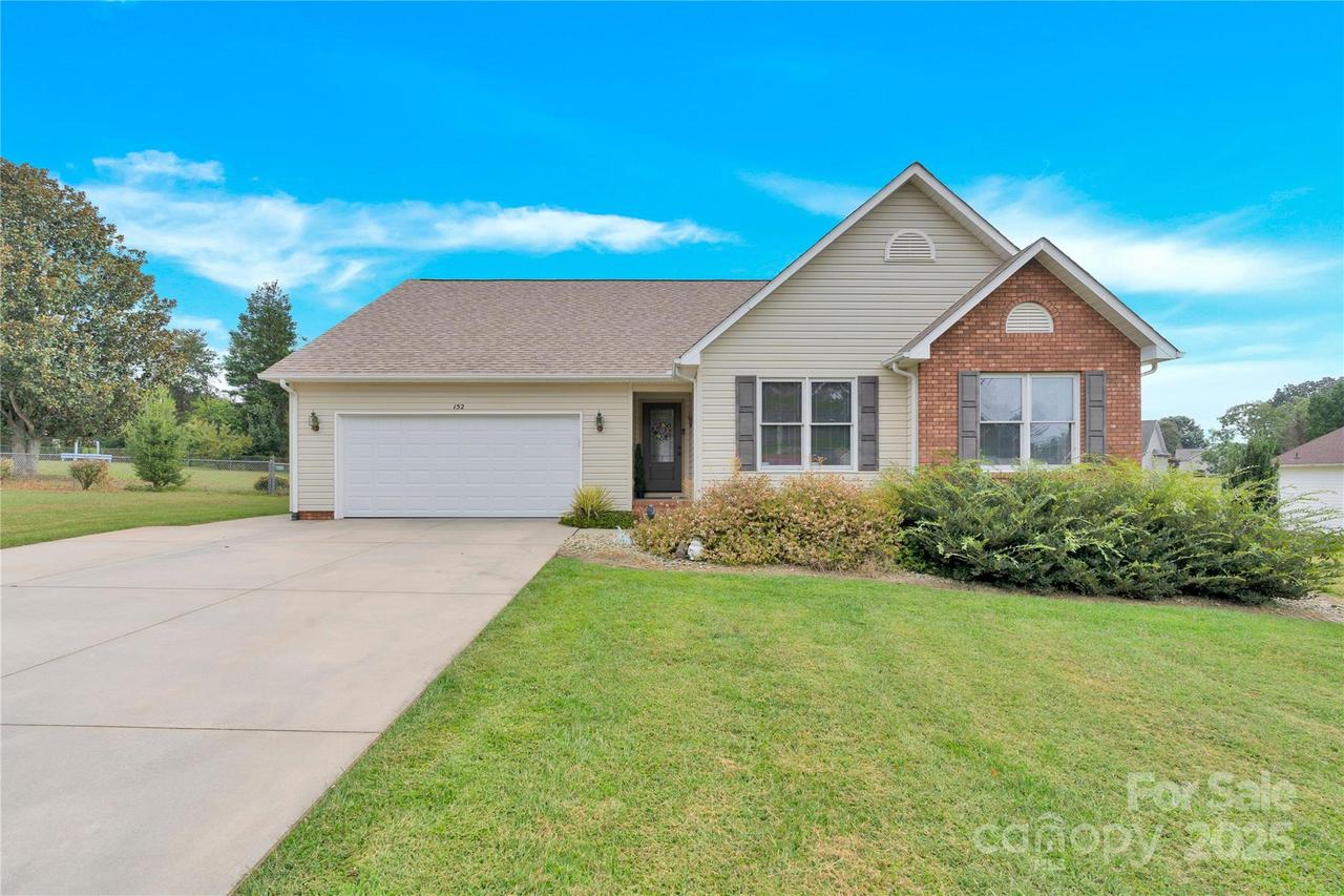 152 Rumple Hill Dr., Statesville, NC 28677