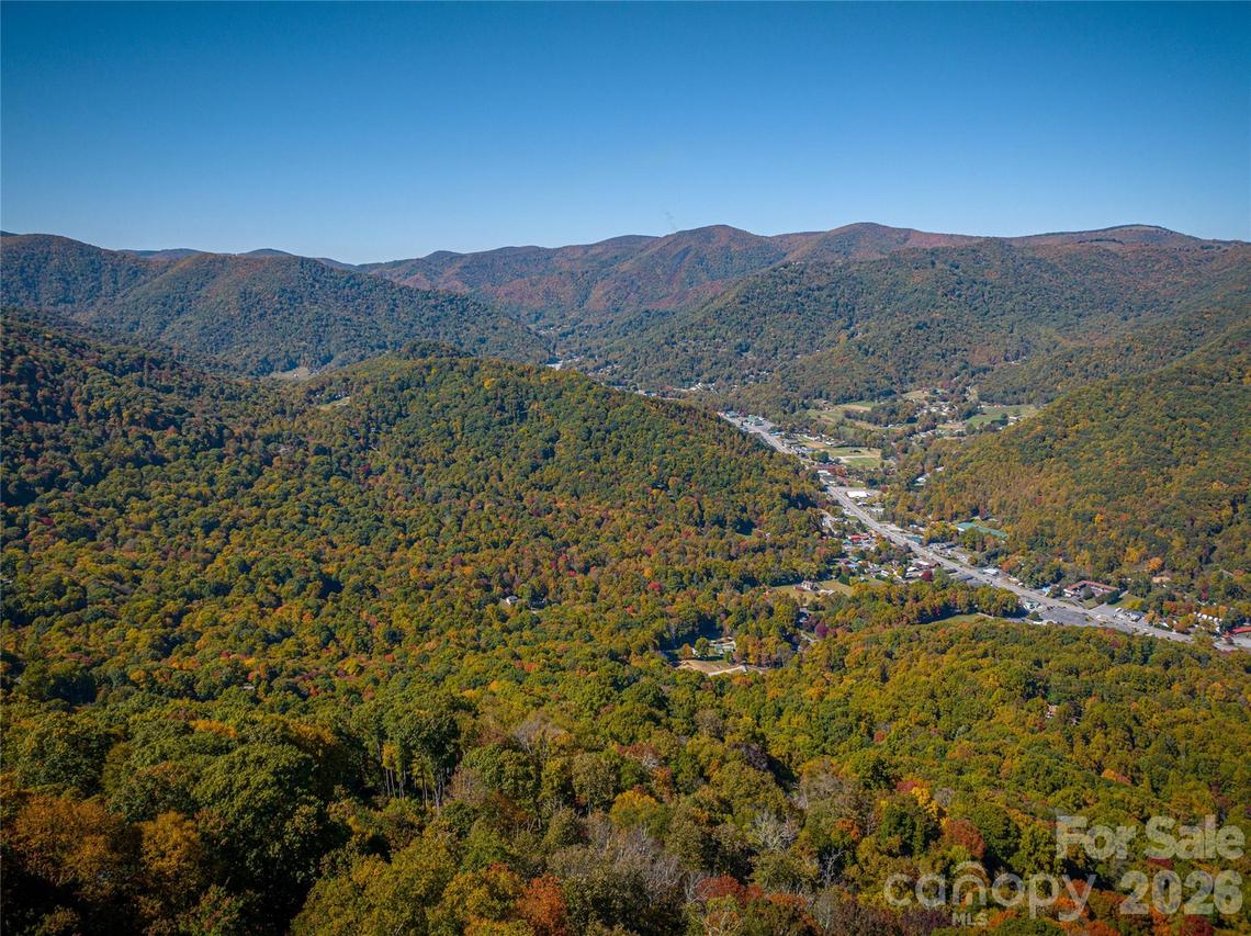40 & 41 Falcon Crest Loop, Maggie Valley, NC 28751