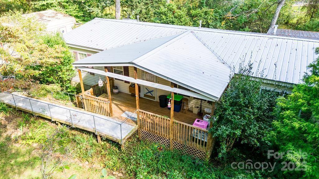 299 Battle Branch Rd., Franklin, NC 28734
