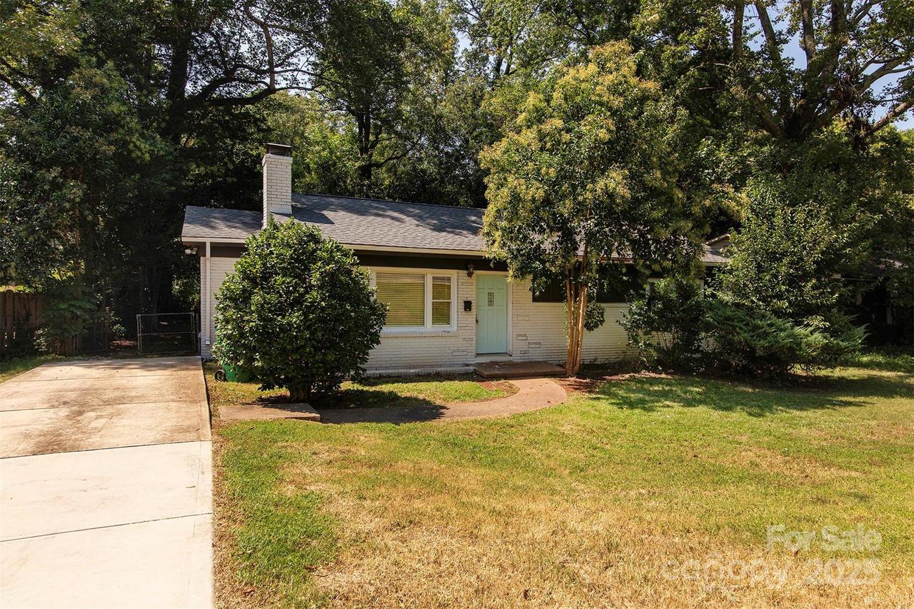 2256 Kilborne Dr., Charlotte, NC 28205