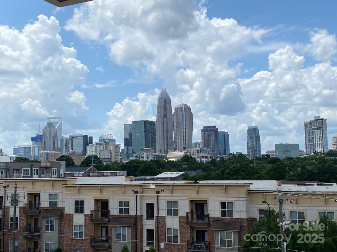 12119 Brooklyn Ave., Charlotte, NC 28204