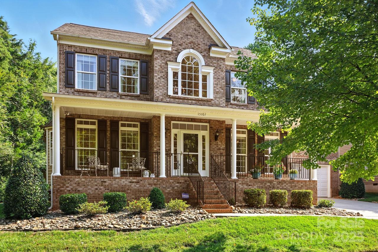 15107 Clover Berry Dr., Huntersville, NC 28078