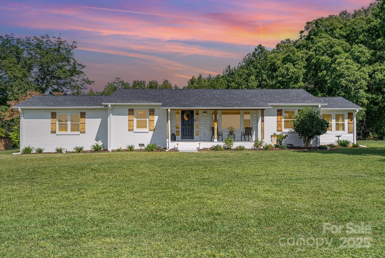 2295 Emanuel Church Rd., Rockwell, NC 28138