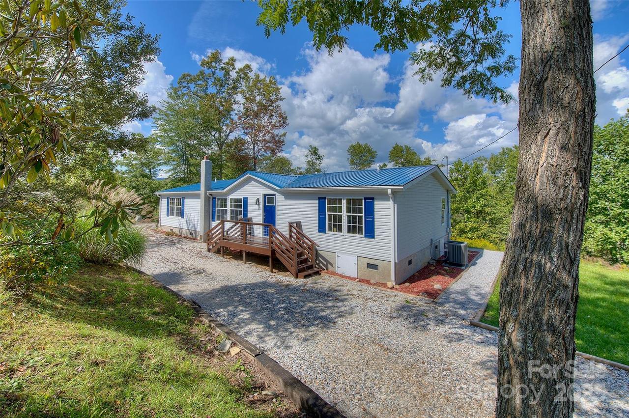459 Vaughan Rd., Spruce Pine, NC 28777