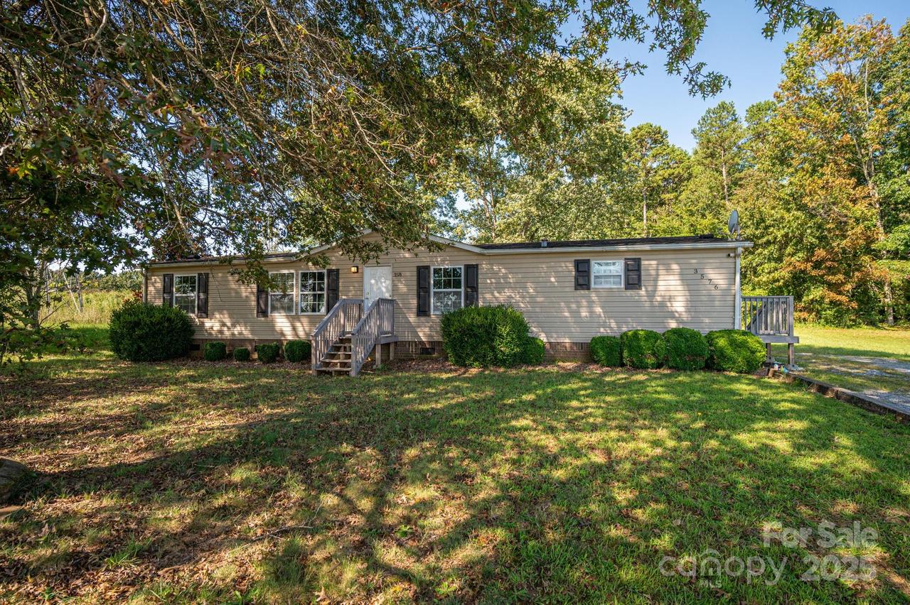 3576 Warlicks Church Rd., Hildebran, NC 28637
